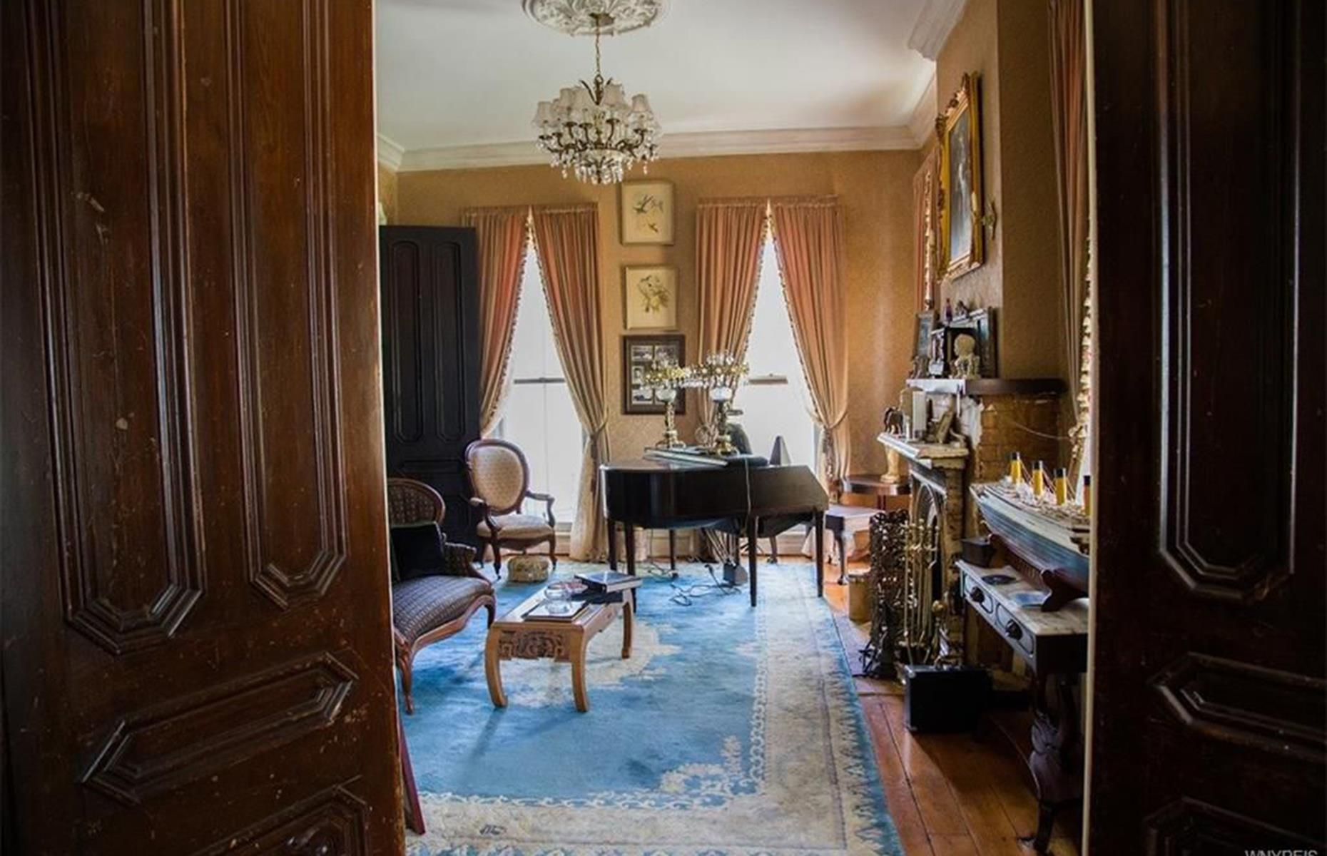 The Pillars Estate in Albion, New York, USA: $499,000 (£357k)
